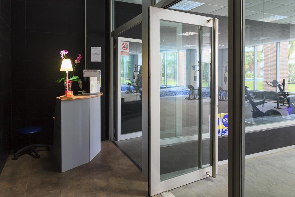 Uhc Spa Aqquaria Family Complex Salou Exteriér fotografie